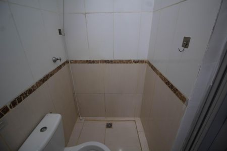 BANHEIRO de kitnet/studio para alugar com 1 quarto, 29m² em Cidade Universitária, Campinas
