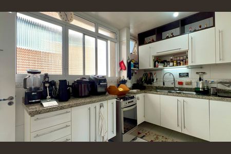 Apartamento à venda com 100m², 3 quartos e 1 vaga Apartamento à venda com 100m², 3 quartos e 1 vagaCozinha