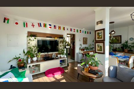 Apartamento à venda com 100m², 3 quartos e 1 vaga Apartamento à venda com 100m², 3 quartos e 1 vagaSala