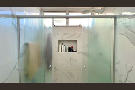 Apartamento à venda com 100m², 3 quartos e 1 vaga Apartamento à venda com 100m², 3 quartos e 1 vagaBanheiro