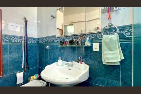 Apartamento à venda com 100m², 3 quartos e 1 vaga Apartamento à venda com 100m², 3 quartos e 1 vagaBanheiro da Suíte