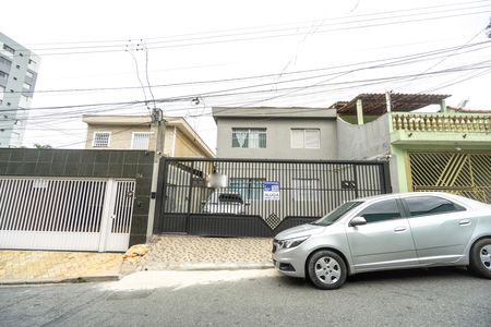 Casa de condomínio para alugar com 40m², 1 quarto e 1 vaga Casa de condomínio para alugar com 40m², 1 quarto e 1 vagaFachada