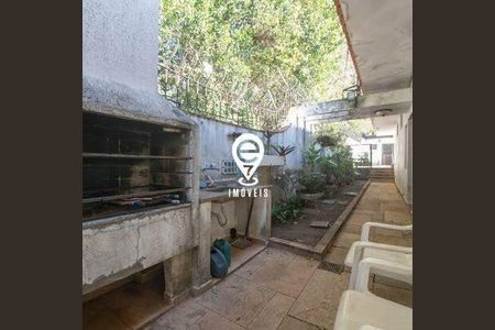 Casa à venda com 4 quartos, 400m² em Jardim da Saúde, São Paulo