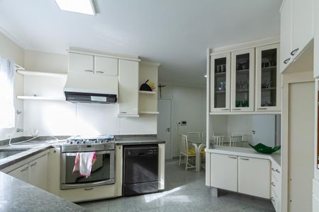 Apartamento à venda com 350m², 4 quartos e 3 vagasCozinha