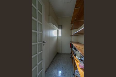 Apartamento à venda com 350m², 4 quartos e 3 vagasDespensa