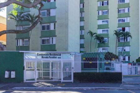 Apartamento para alugar com 47m², 2 quartos e 1 vaga Apartamento para alugar com 47m², 2 quartos e 1 vagaFachada