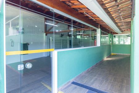 Apartamento para alugar com 47m², 2 quartos e 1 vaga Apartamento para alugar com 47m², 2 quartos e 1 vagaÁrea comum - Salão de festas