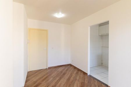 Apartamento para alugar com 76m², 2 quartos e 1 vaga Apartamento para alugar com 76m², 2 quartos e 1 vagaSala