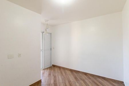 Apartamento para alugar com 76m², 2 quartos e 1 vaga Apartamento para alugar com 76m², 2 quartos e 1 vagaQuarto 2 Suite