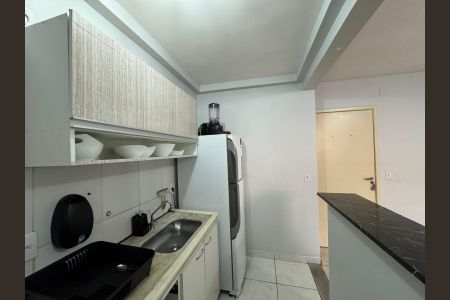 Cozinha de apartamento para alugar com 2 quartos, 60m² em Setor Negrão de Lima, Goiânia
