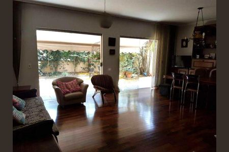 Casa à venda com 4 quartos, 200m² em Jardim Umuarama, São Paulo