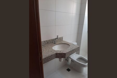 Apartamento à venda com 64m², 2 quartos e 1 vaga Apartamento à venda com 64m², 2 quartos e 1 vagaBanheiro