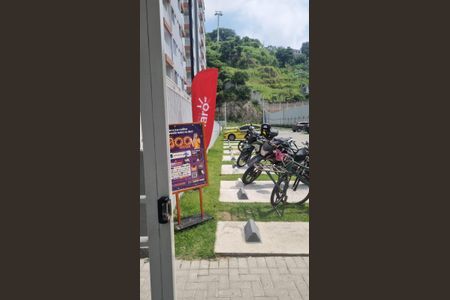 Apartamento à venda com 47m², 2 quartos e 1 vaga Apartamento à venda com 47m², 2 quartos e 1 vagaFachada