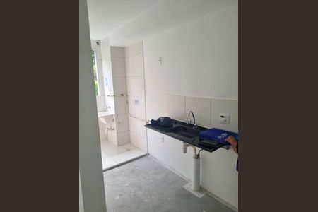 Cozinha de apartamento à venda com 2 quartos, 47m² em Bonsucesso, Rio de Janeiro