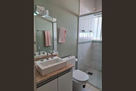 Casa à venda com 3 quartos, 230m² em Campo Belo, São Paulo