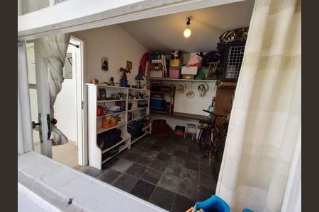 Casa à venda com 3 quartos, 230m² em Campo Belo, São Paulo