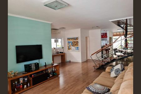 Casa à venda com 3 quartos, 230m² em Campo Belo, São Paulo