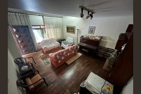Casa à venda com 3 quartos, 168m² em Campo Belo, São Paulo