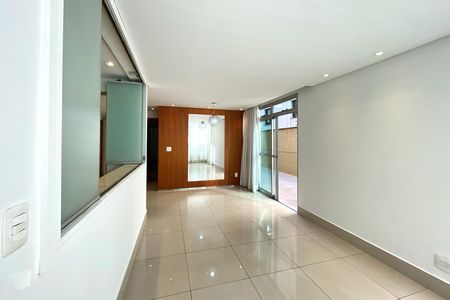 Apartamento à venda com 140m², 3 quartos e 3 vagas Apartamento à venda com 140m², 3 quartos e 3 vagasSala