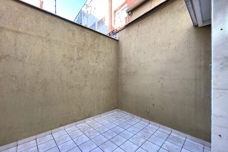 Apartamento à venda com 140m², 3 quartos e 3 vagas Apartamento à venda com 140m², 3 quartos e 3 vagasÁrea de Serviço