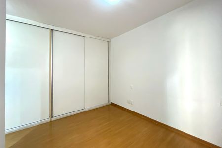 Apartamento à venda com 140m², 3 quartos e 3 vagas Apartamento à venda com 140m², 3 quartos e 3 vagasSuite