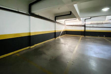 Apartamento à venda com 140m², 3 quartos e 3 vagas Apartamento à venda com 140m², 3 quartos e 3 vagasVagas
