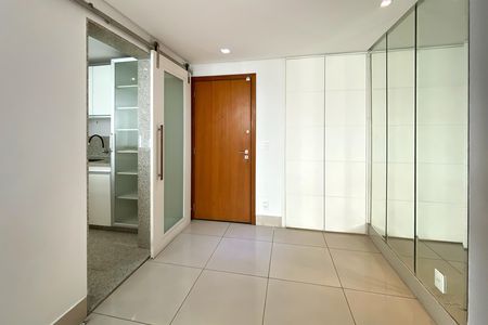 Apartamento à venda com 140m², 3 quartos e 3 vagas Apartamento à venda com 140m², 3 quartos e 3 vagasHall de entrada