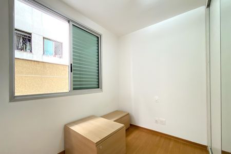 Apartamento à venda com 140m², 3 quartos e 3 vagas Apartamento à venda com 140m², 3 quartos e 3 vagasQuarto 3