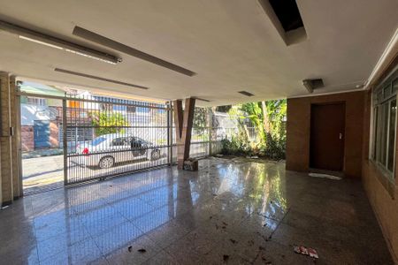 Garagem de casa para alugar com 5 quartos, 260m² em Cursino, São Paulo