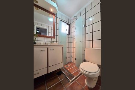 Apartamento para alugar com 180m², 4 quartos e 3 vagas Apartamento para alugar com 180m², 4 quartos e 3 vagasBanheiro da Suíte 4