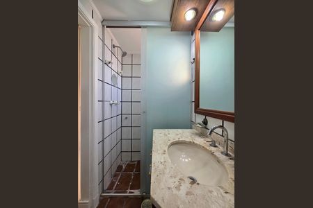 Apartamento para alugar com 180m², 4 quartos e 3 vagas Apartamento para alugar com 180m², 4 quartos e 3 vagasBanheiro da Suíte 3