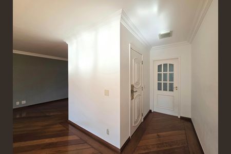 Apartamento para alugar com 180m², 4 quartos e 3 vagas Apartamento para alugar com 180m², 4 quartos e 3 vagasSala