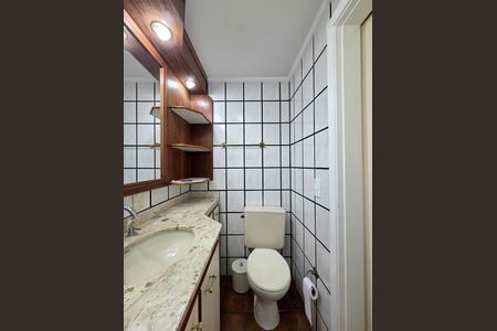Apartamento para alugar com 180m², 4 quartos e 3 vagas Apartamento para alugar com 180m², 4 quartos e 3 vagasBanheiro da Suíte 3