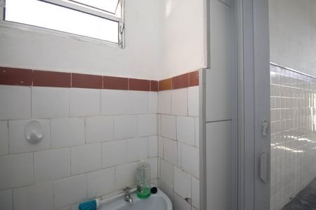Banheiro de casa para alugar com 1 quarto, 50m² em Vila Guilherme, São Paulo