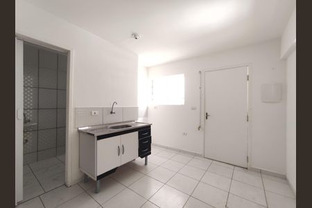 Studio para alugar com 30m², 1 quarto e sem vaga Studio para alugar com 30m², 1 quarto e sem vagaSala/Cozinha