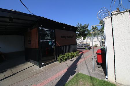 Área comum - Mercadinho de apartamento para alugar com 2 quartos, 1m² em Parque Colúmbia, Rio de Janeiro