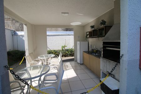 Apartamento para alugar com 1m², 2 quartos e sem vagaÁrea comum - Churrasqueira