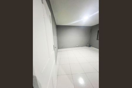 Casa à venda com 216m², 2 quartos e sem vaga Casa à venda com 216m², 2 quartos e sem vagaQuarto casa 2