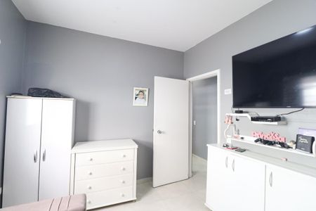 Casa à venda com 216m², 2 quartos e sem vaga Casa à venda com 216m², 2 quartos e sem vagaQuarto 2