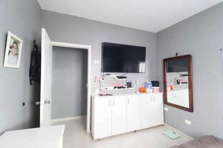 Casa à venda com 216m², 2 quartos e sem vaga Casa à venda com 216m², 2 quartos e sem vagaQuarto 2
