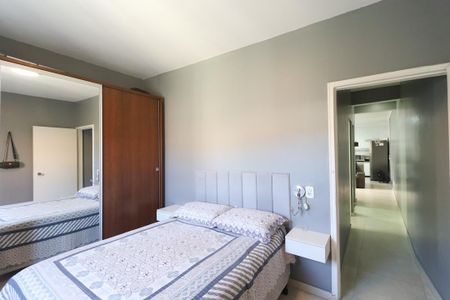 Quarto 1 de casa à venda com 2 quartos, 216m² em Vila Paulistana, São Paulo