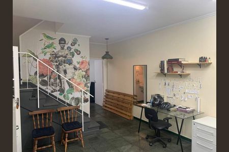 Casa à venda com 3 quartos, 160m² em Santo Amaro, São Paulo