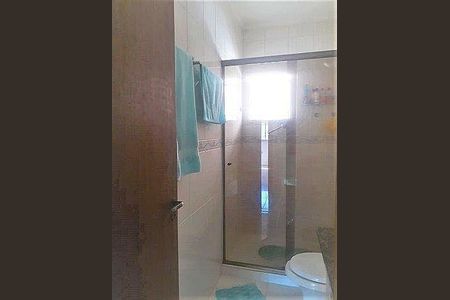 Casa de condomínio à venda com 97m², 2 quartos e 1 vaga