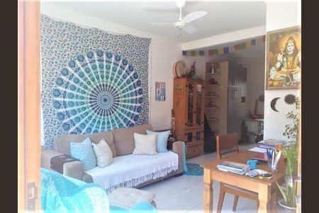 Casa de Condomínio à venda com 2 quartos, 97m² em Hípica, Porto Alegre