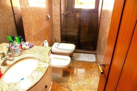 Apartamento à venda com 3 quartos, 650m² em Petrópolis, Porto Alegre