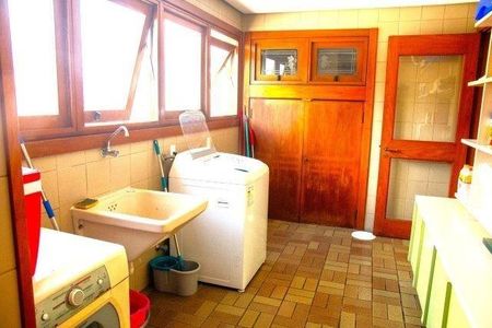Apartamento à venda com 3 quartos, 650m² em Petrópolis, Porto Alegre