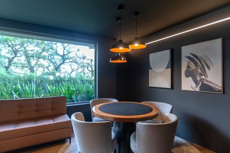 Apartamento à venda com 3 quartos, 116m² em Santa Cecília, Porto Alegre