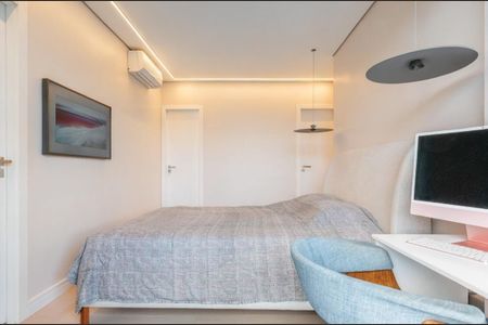 Apartamento à venda com 3 quartos, 153m² em Boa Vista, Porto Alegre
