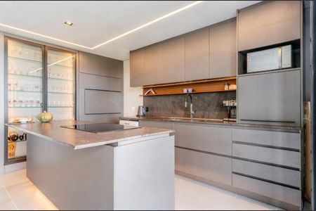 Apartamento à venda com 3 quartos, 153m² em Boa Vista, Porto Alegre