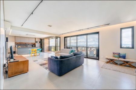Apartamento à venda com 3 quartos, 153m² em Boa Vista, Porto Alegre